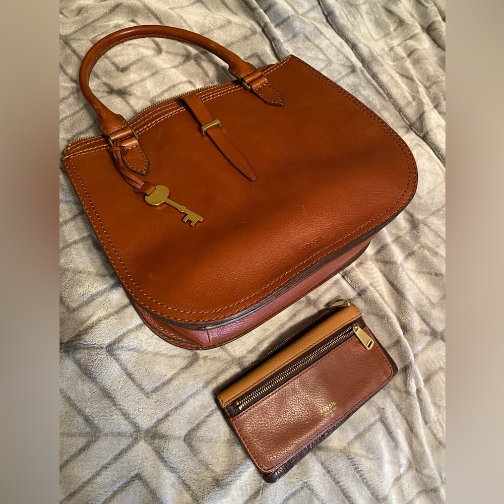 Fossil Ryder Brown Tote Crossbody w/ Key charm & vintage Fossil wallet